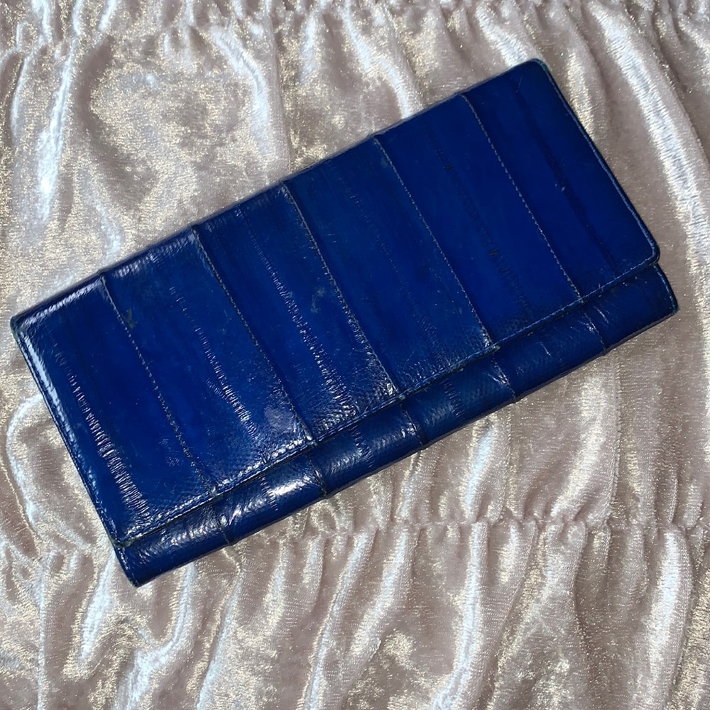 Genuine Eelskin: Bold Blue